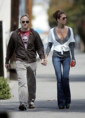 Halloween color palette #011 I Love to Expose: Nikki Cox Pokie Candids