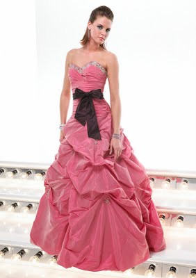 En Busca de la Belleza: vestido 15 años fera de lo comun