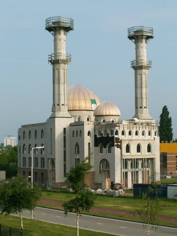 [dutch-Essalaam-Mosque-Rotterdam.jpg]