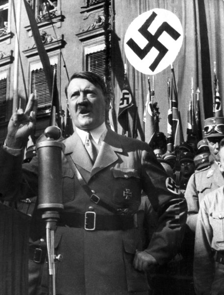 World+war+2+pictures+of+hitler