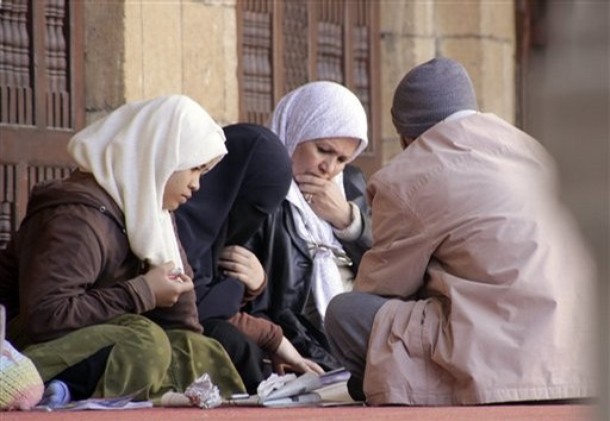 Sunni Muslim Women