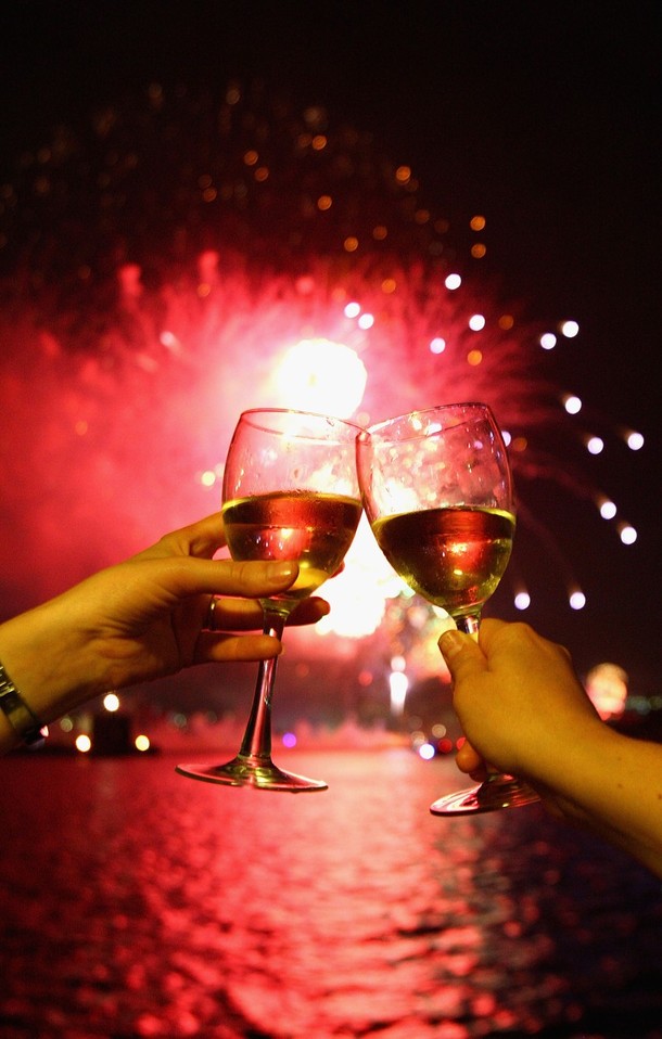 Wine Glasses Toasting Wine Glasses Toasting