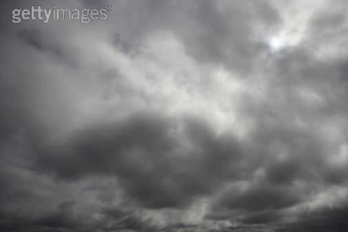 [nuvens...+muitas+nuvens.jpg]