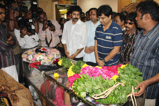 Celebs Pays Last Respects To SS Chandran 1 film pics