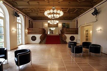 [schlossparktheater-004.jpg]