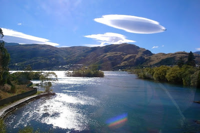 飛碟雲 UFO - 酷似飛碟的雲 UFO