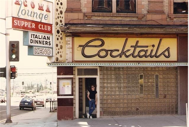 Stephen T. McCarthy STUFFS: 7 HEAVENS (My All-Time Favorite Bars