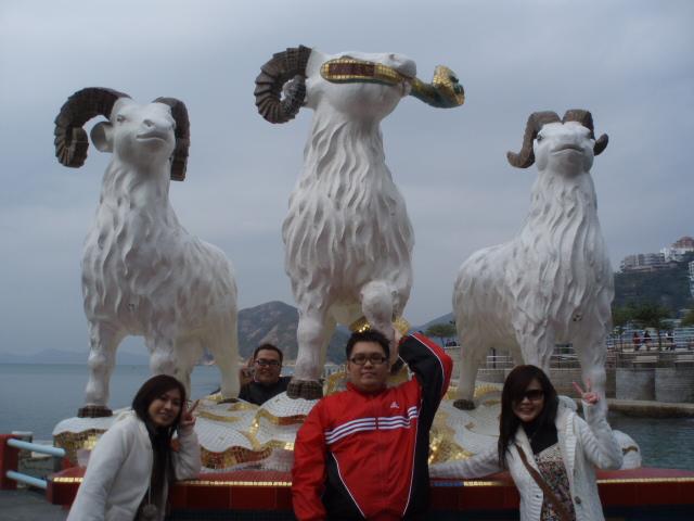 [P1250950+(Small).JPG]