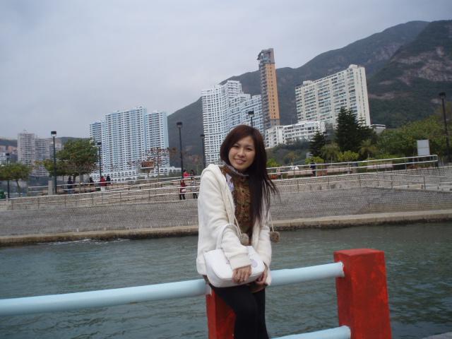 [P1250949+(Small).JPG]
