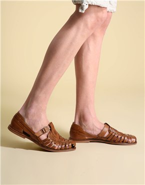 [ASOS+Navaho+Sandals...jpg]