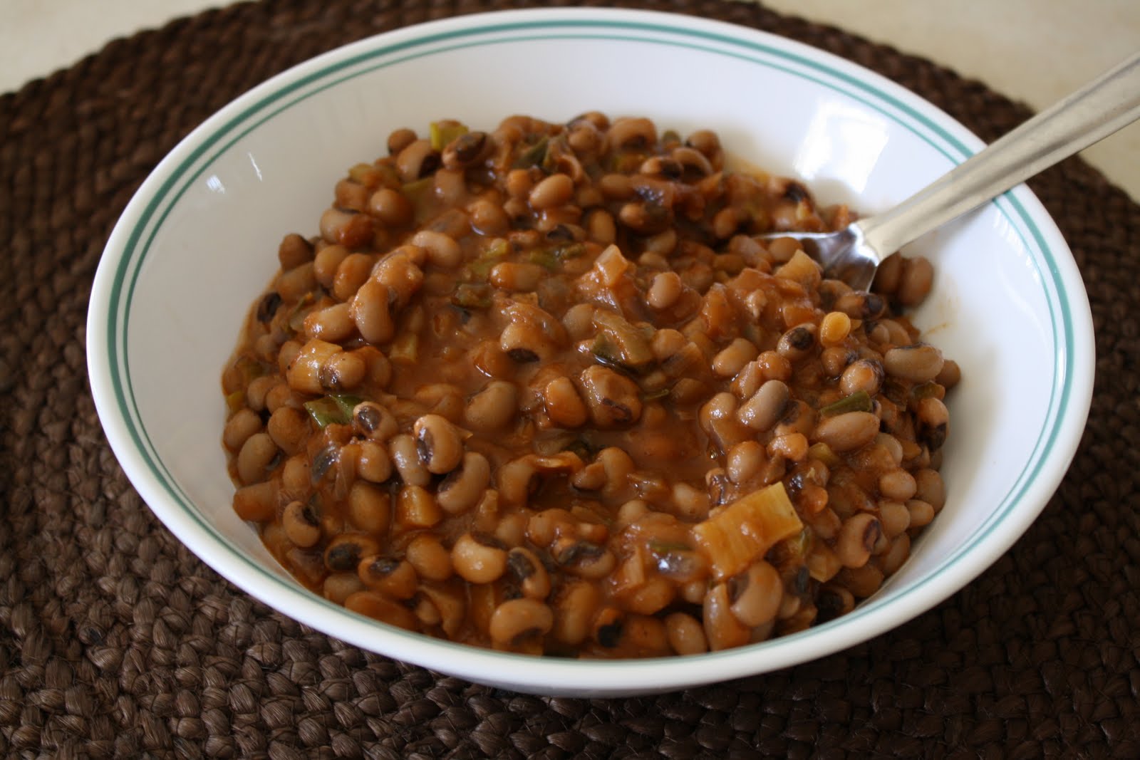 Versatile Vegetarian Kitchen Black Eyed Beans, Tomato Sauce Curry