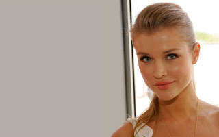 Free widescreen wallpapers without watermarks of Joanna Krupa at Fullwalls.blogspot.com