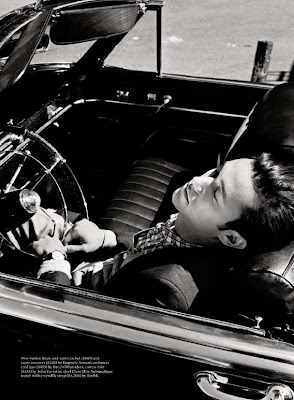 Joseph Gordon-Levitt posing for...