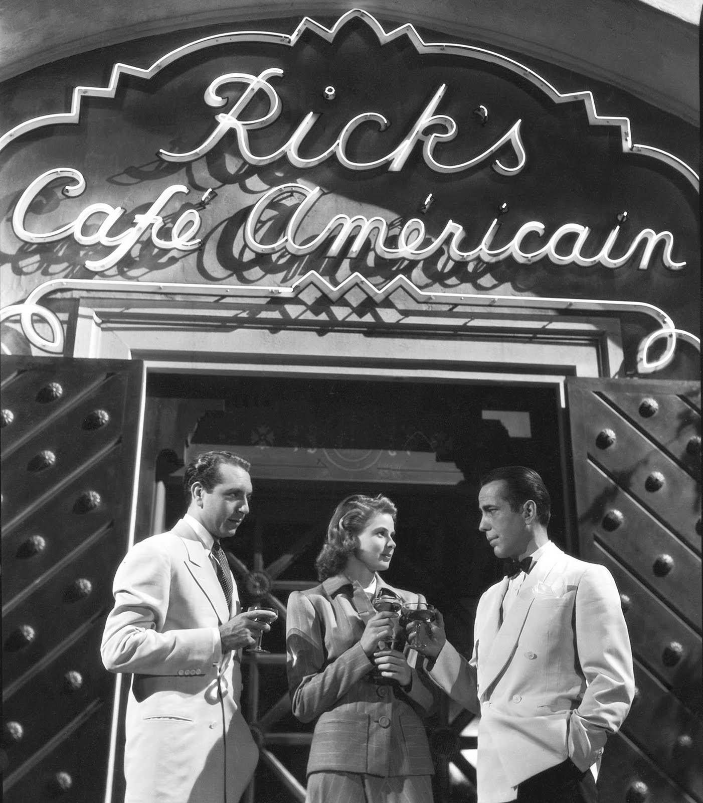 ... Humphrey Bogart. The film g...