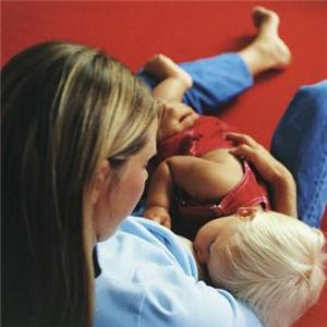 Men+feeding+on+women+breast+milk