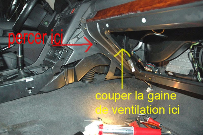 le range de christian Fuite de liquide de refroidissement sur moquette