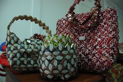 salah 2 contoh hasil produk daur ulang sampah, pic taken from google