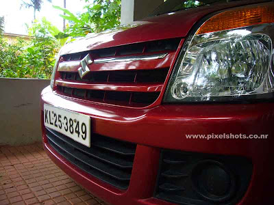 Maruthi Suzuki Waganor,car photograph showing a close snap of the automobile front grill
