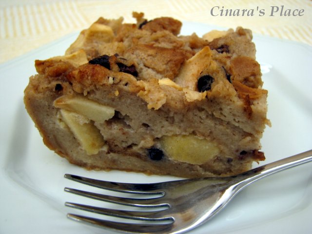 [Apple+Raisin+Bread+Pudding_MD.JPG]