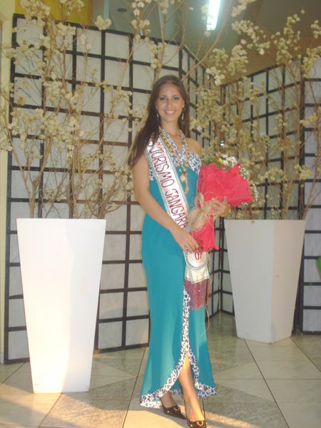 Bruna Furquim ganha Miss Turismo de Tangará da Serra