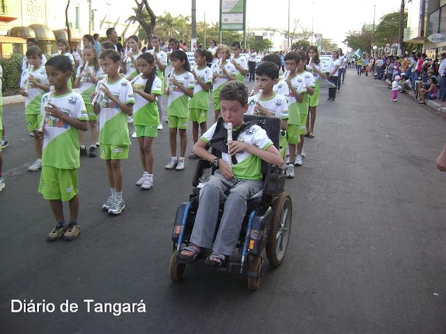 Desfile cívico da Independência em Tangará da Serra