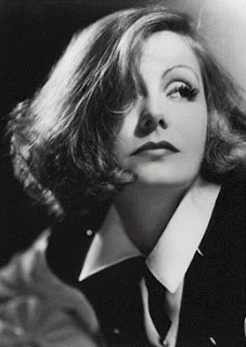 http://3.bp.blogspot.com/_RI3sSAfmPpI/SXioBAOwA9I/AAAAAAAAAE4/m8lhPlV8Ib4/s320/GretaGarbo01.jpg