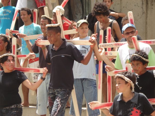 Criança NÃO é de RUA