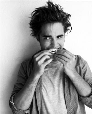 Edward Hot