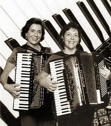 Gilda e Meire, dois discos gravados e inúmeras apresentações.