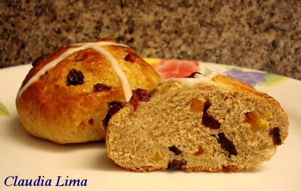 [Cross+Bun8.JPG]