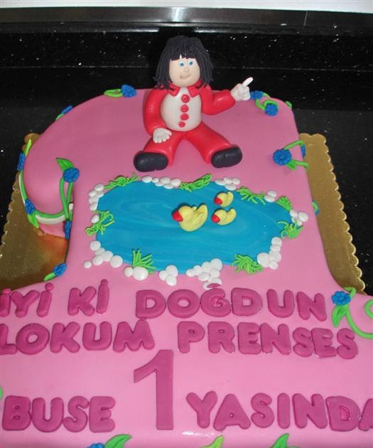 LOKUM PRENSES�İN 1 YAŞ PASTALARI……. PASTA TASARIM