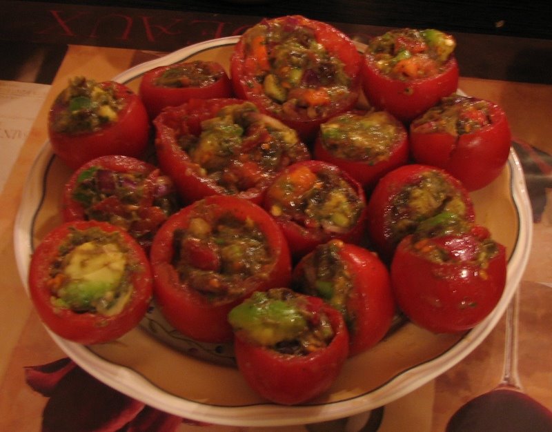 [toltott+paradicsom.jpg]