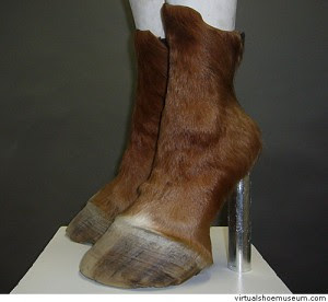 http://3.bp.blogspot.com/_RWS05a-NjgI/TOILKbkV4TI/AAAAAAAAQHc/DyU7yeNx_6o/s400/pony-hoof-shoes_Iris-Schieferstein1-300x276virtual%2Bshoe%2Bmuseum.jpg