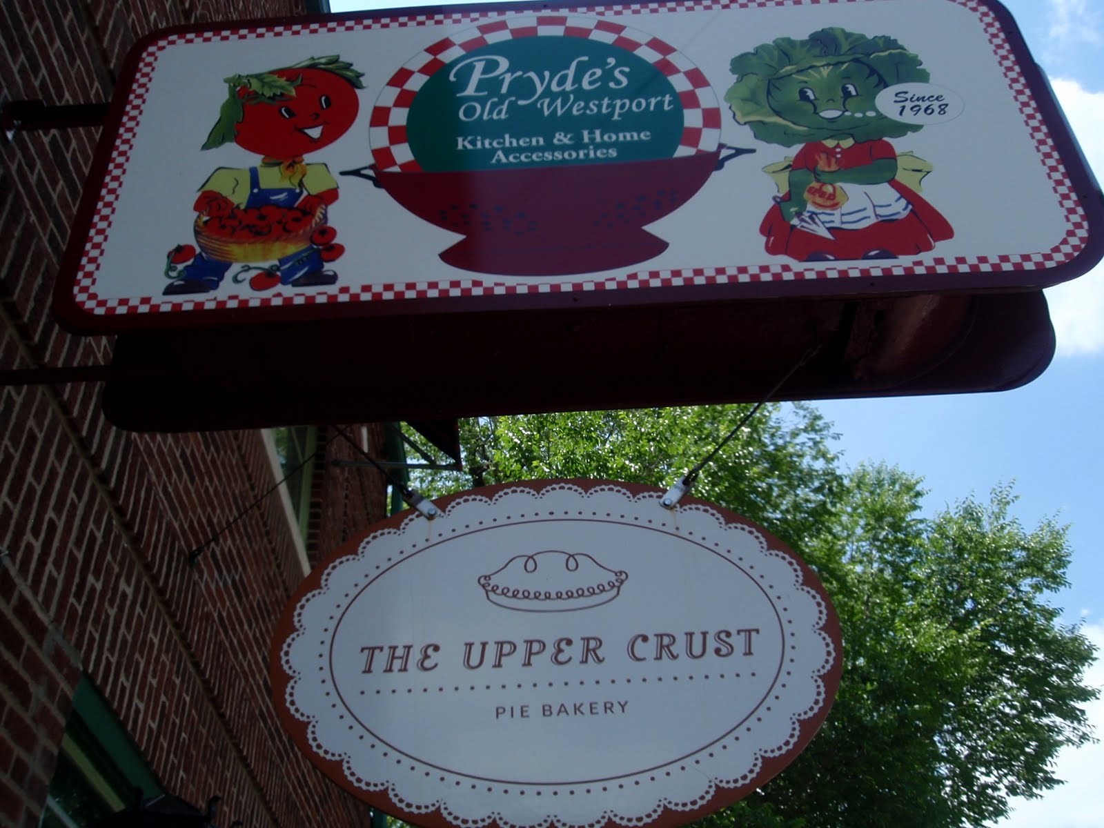 Oxford Impressions Prydes Old Westport & The Upper Crust Pie Bakery