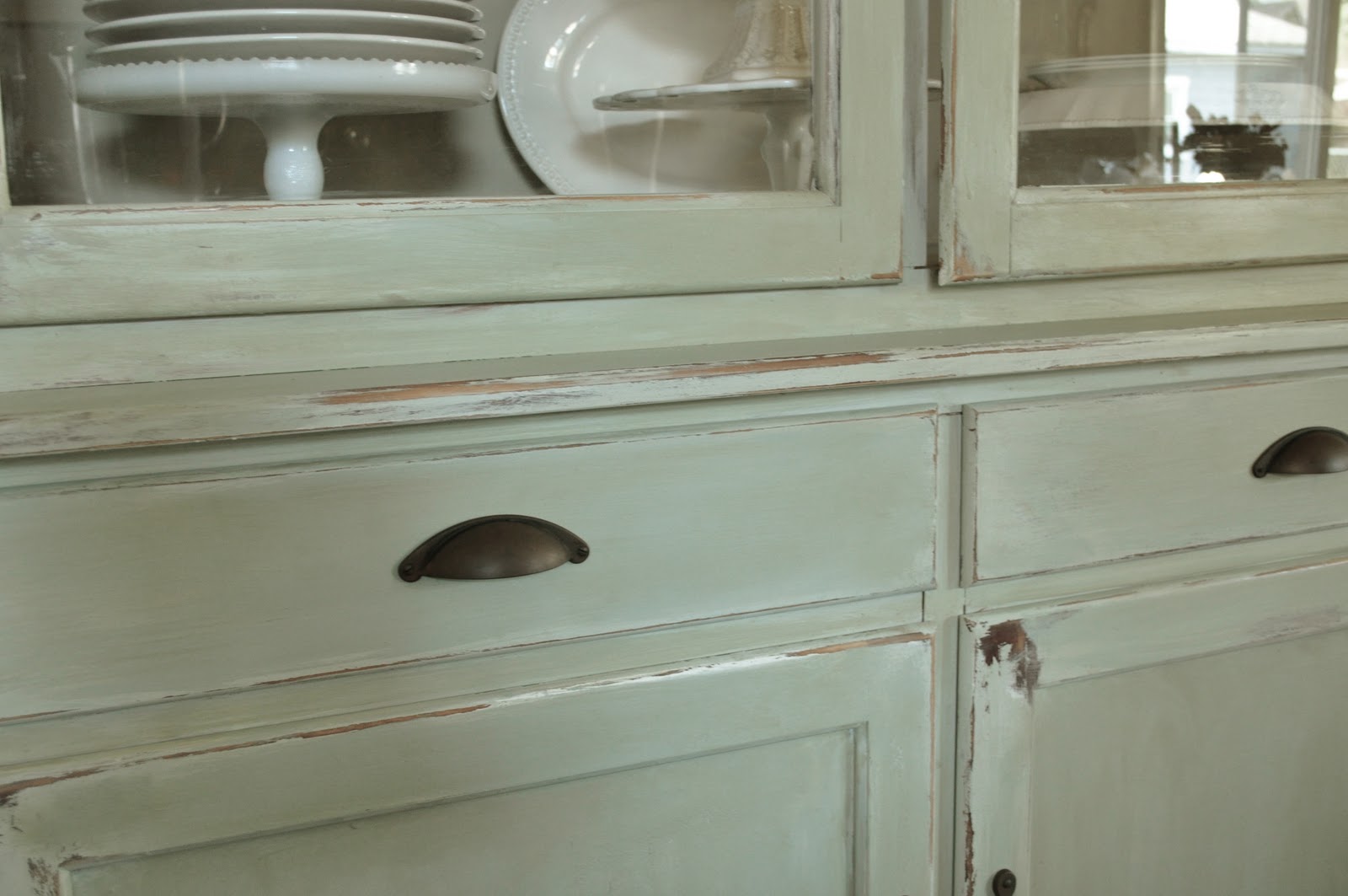 How to make a new piece of furniture look old with paint and