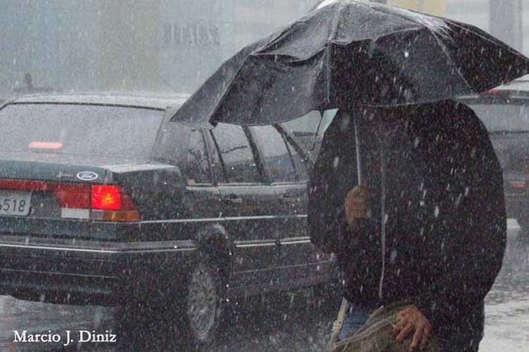 [a+chuva++Marcio+J.+Diniz+photo+.jpg]