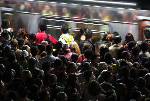 [a++metro+sp++rushh.jpg]