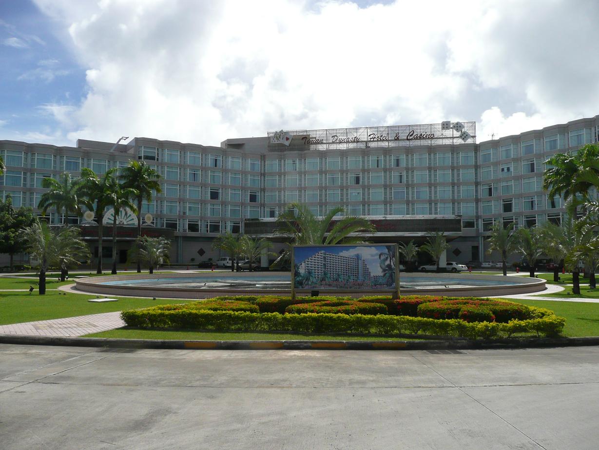 [ホテル外観.JPG]