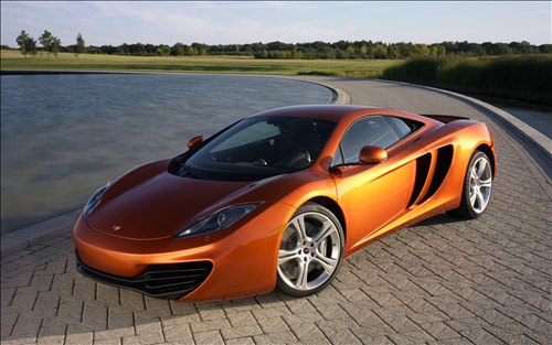 [2011-McLaren-MP4-12C-car-walls.jpg]