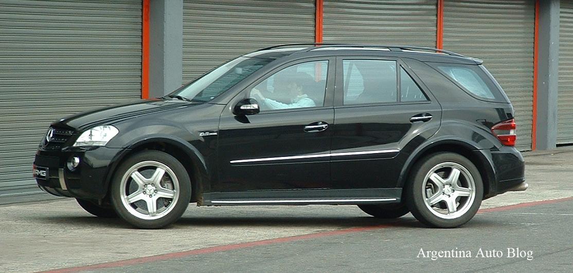 [AMGAUTODROMO2.jpg]
