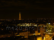 And to the East with the Eiffel Tower. (eiffel tower at night)
