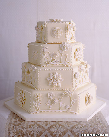 Hexagon+shaped+wedding+cake