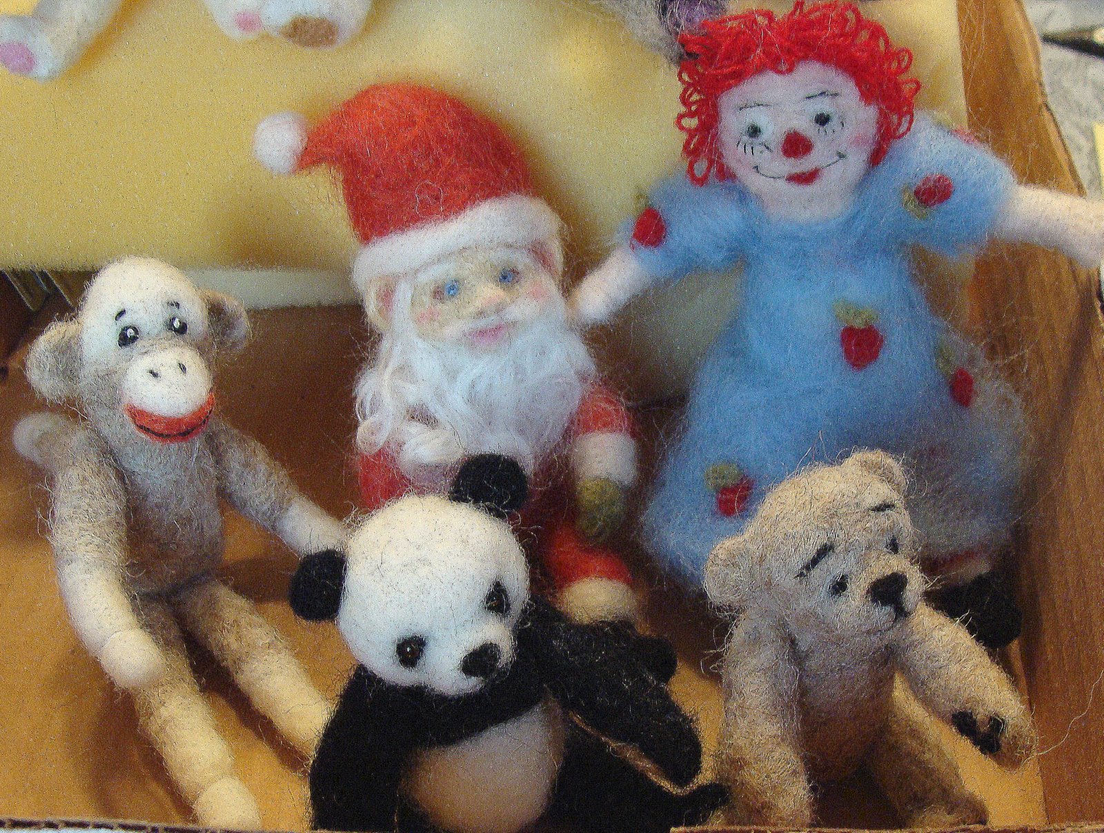 BIRMINGHAM DOLL CLUB OF ALABAMA WOOL FELTED FIGURES