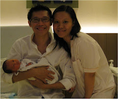 2009 : Our 1st Family Photo with Kaden
