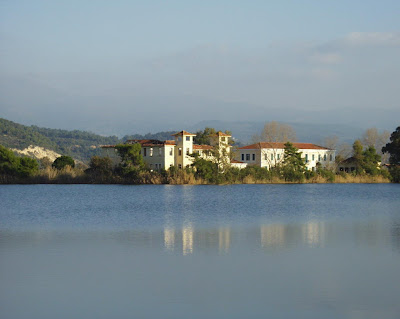 ΣΤΗΝ ΚΟΜΙΣΙΟΝ ΤΟ ΣΚΑΔΑΛΟ ΤΗΣ ΖΑΧΑΡΩΣ