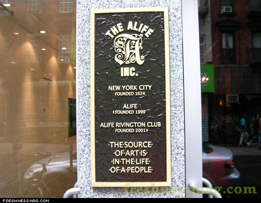 [plaque.jpg]