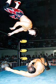 Eddie....recibe noticias en Japon August+22+Eddie+Guerrero+and+Dean+Malenko+continue+their+feud+in+Knoxville
