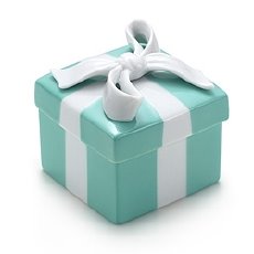 [Tiffany-Blue-Box-small_C527436F.jpg]