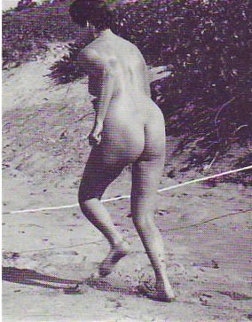 [39b.JPG]