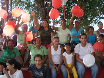 MADRES ASISTENTES A LA ASAMBLEA